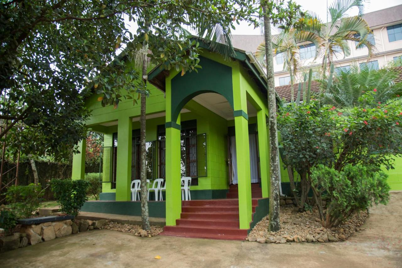 The Greenhouse Kampala Luaran gambar